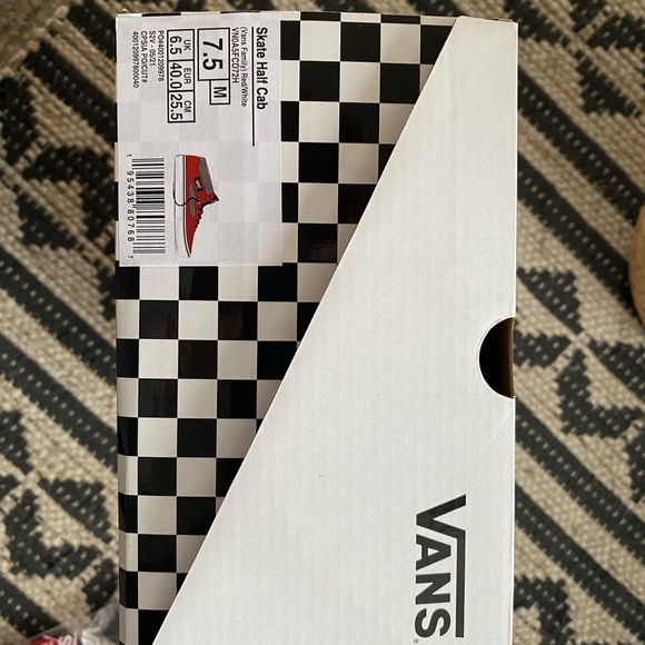 Vans Family Exclusive Half Cab - Picture 5 of 5